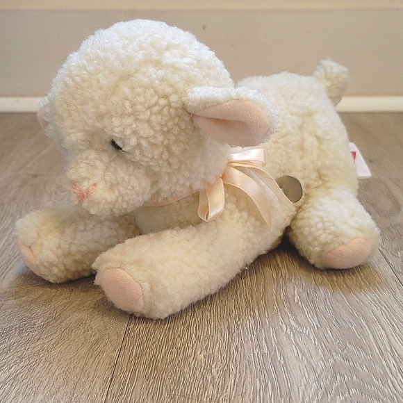 Dakin 1989 White Lamb Sheep Plush Musical Animated Stuffed Animal Jesus Loves Me - Picture 11 of 12